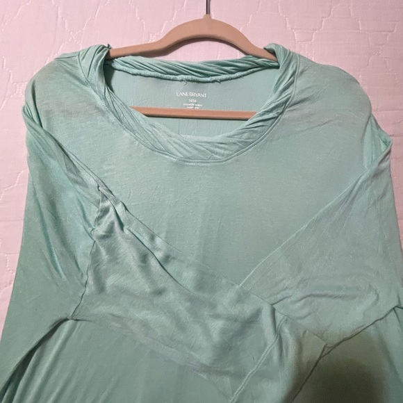 Sea foam green 3/4 sleeve tee - Picture 4 of 4